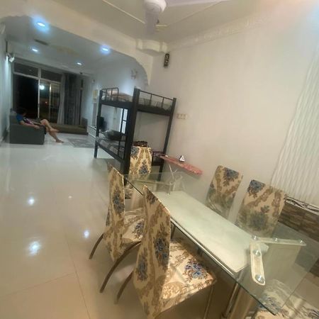 Villa Legacy Yumai Kuala Rompin Esterno foto