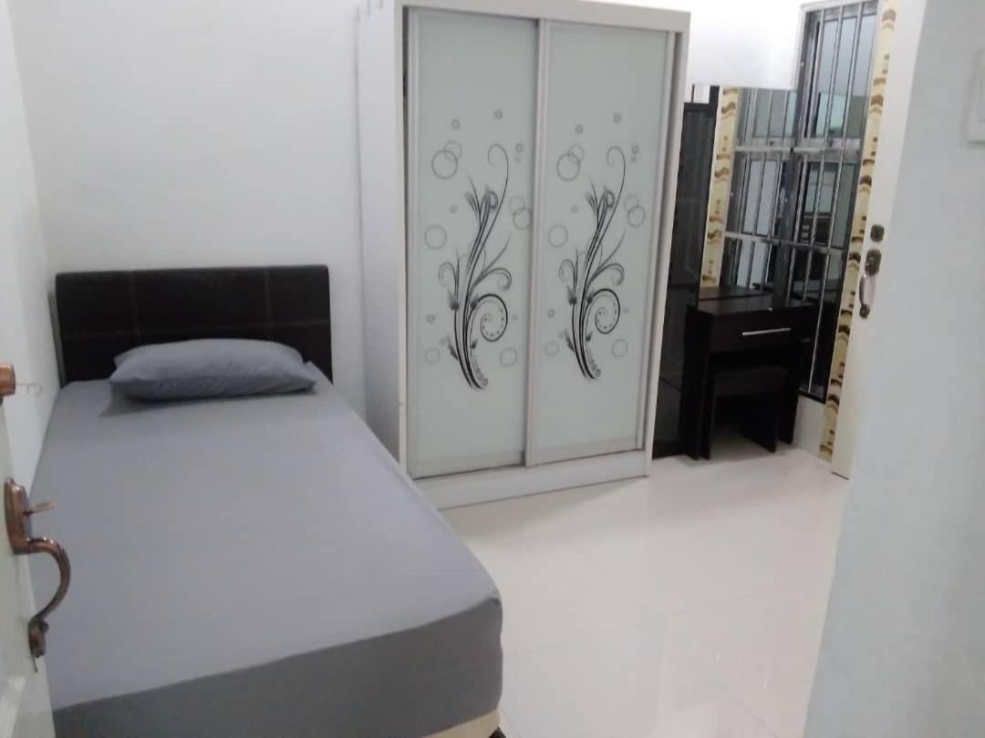Villa Legacy Yumai Kuala Rompin Esterno foto